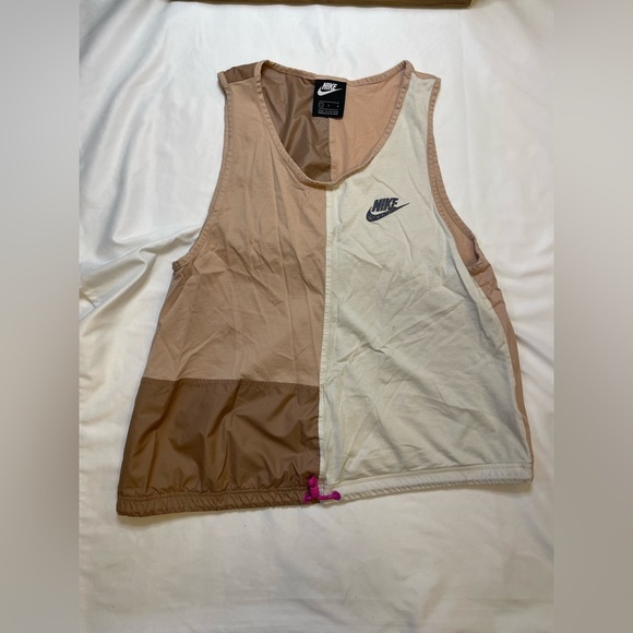 Nike Tops - Nike size large nude icon clash sportswear tank top